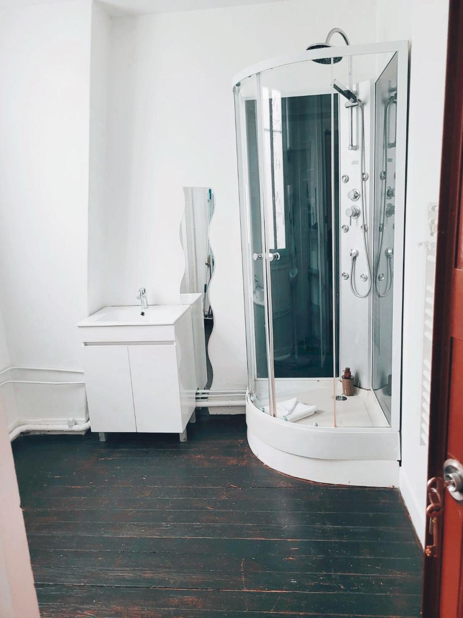 Location En Plein Coeur De N°21 Appartamento Parigi